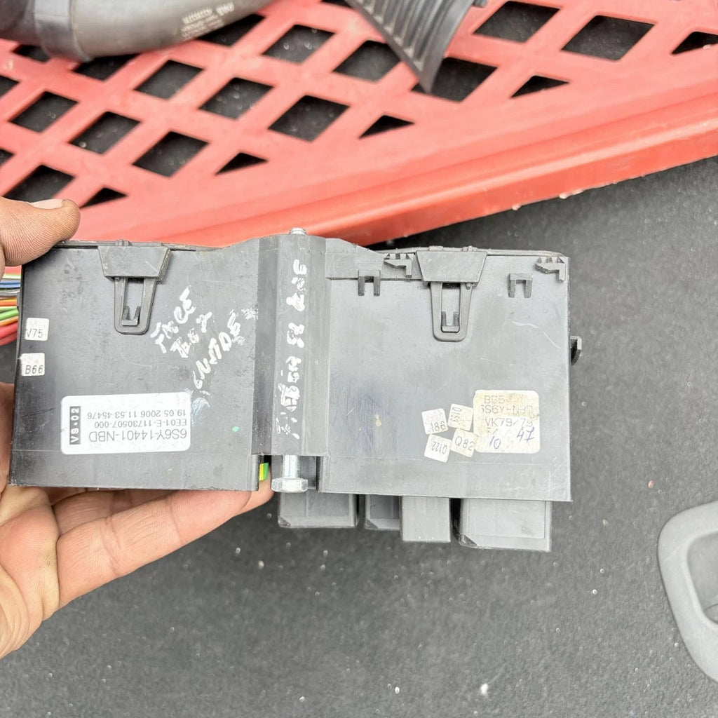 Ford Fiesta 2002-2008 Mk5 FUSE BOX 6S6Y14401