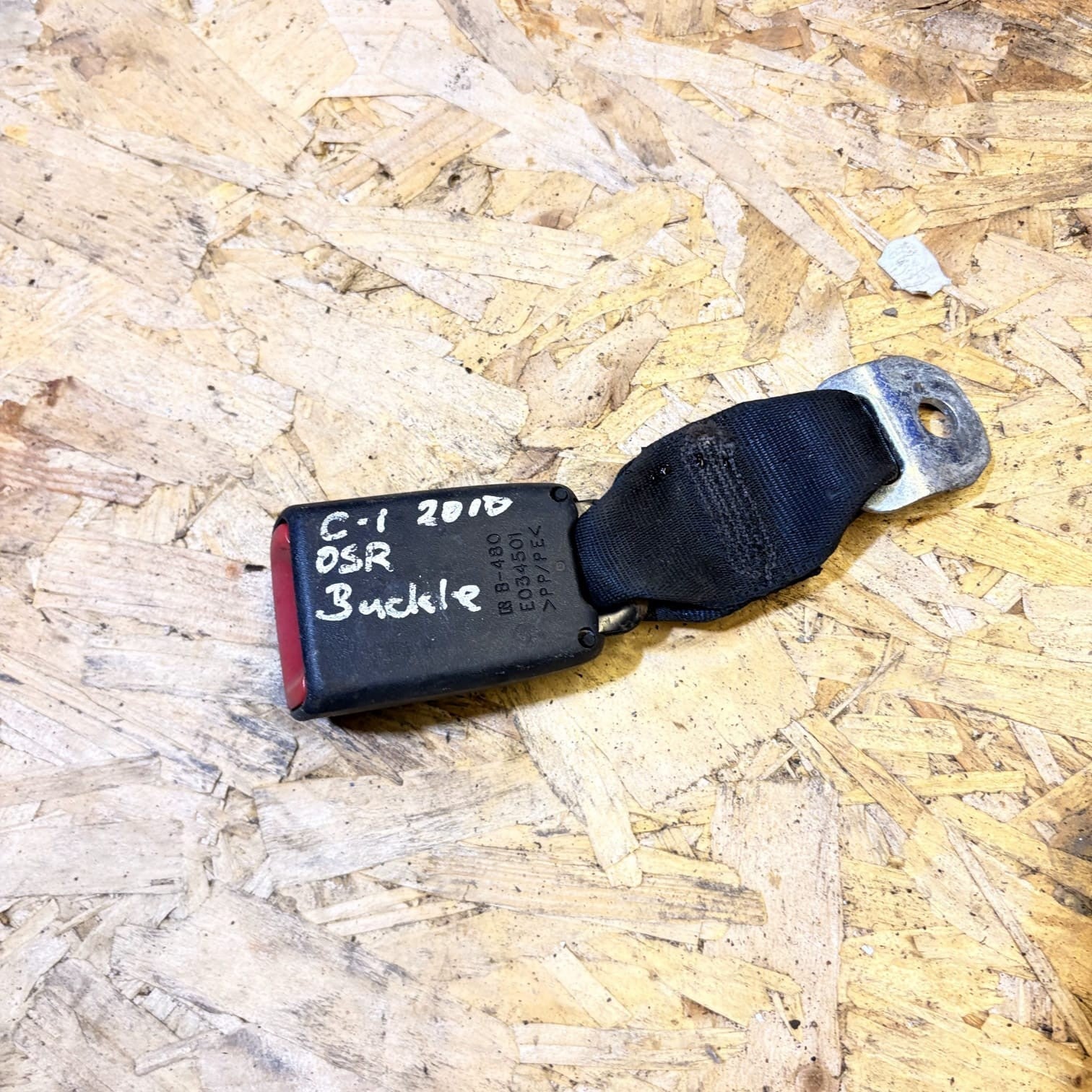 CITROEN C1 2014-2018 HATCHBACK DRIVER REAR SEAT BELT STALK BUCKLE E034501