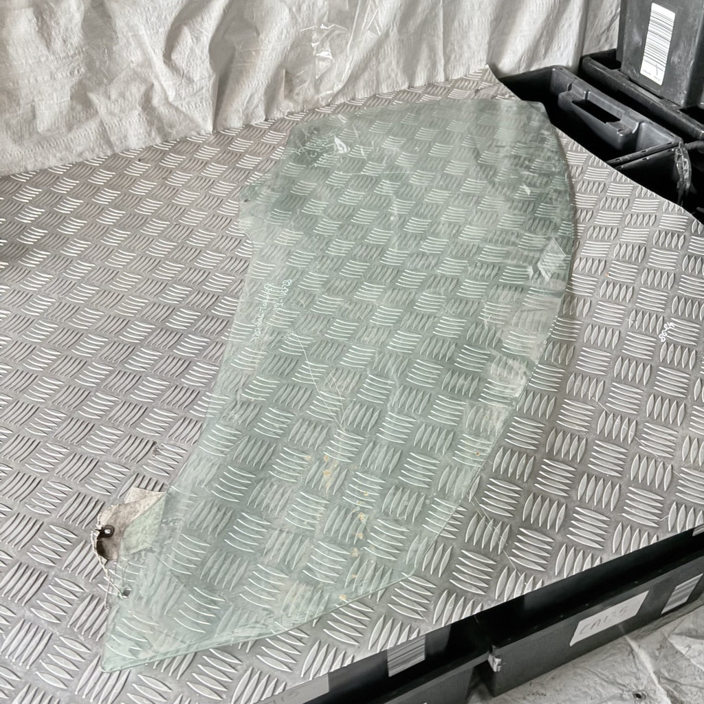 PEUGEOT 206 FRONT RIGHT DRIVER SIDE DOOR WINDOW GLASS