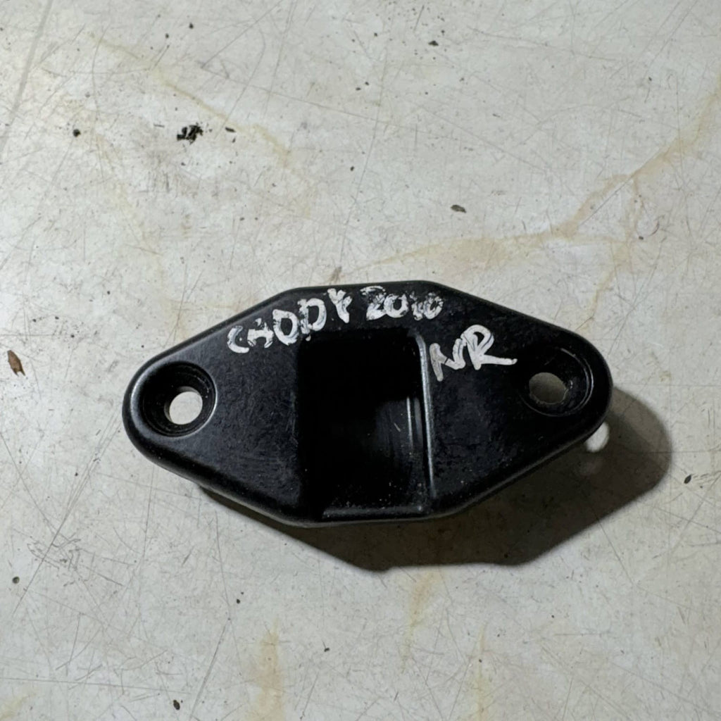 VW Caddy 2010 Passenger Raer N/R Sliding Door Catch Plate 2K0843667A