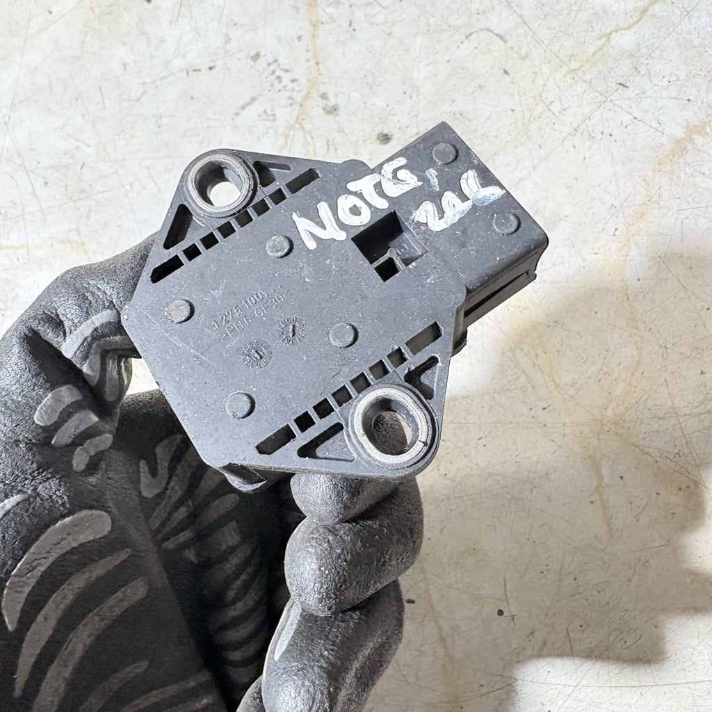 Nissan Note E11 2006-2012 ESP Yaw Rate Sensor Bosch 0265005265 47931BC40A
