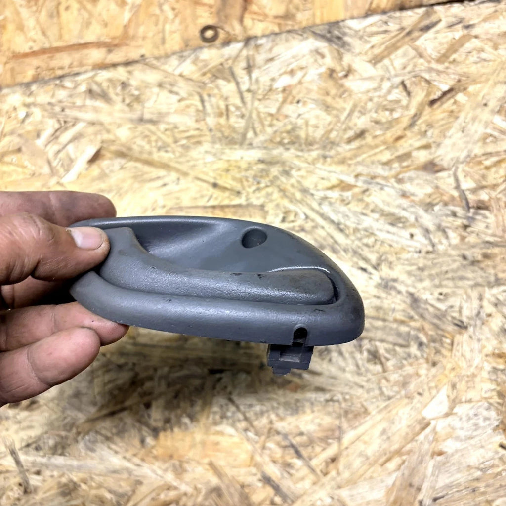 90567525 INTERNAL HANDLE RIGHT FRONT DOOR OPEL AGILA 1.2 B 55KW 5M 5P (