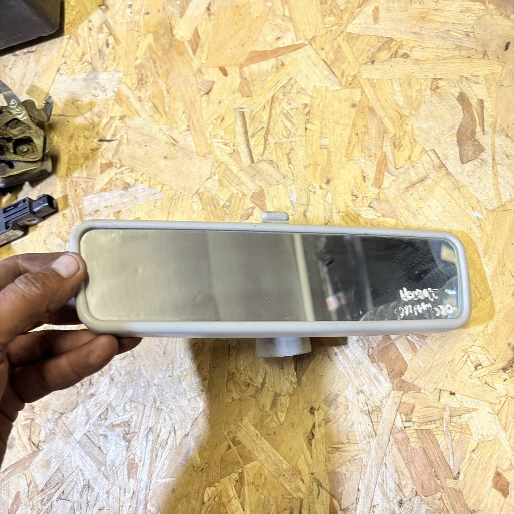 VW AUDI SKODA SEAT INTERIOR REAR VIEW MIRROR PART No's E9014022, E1021065 2009