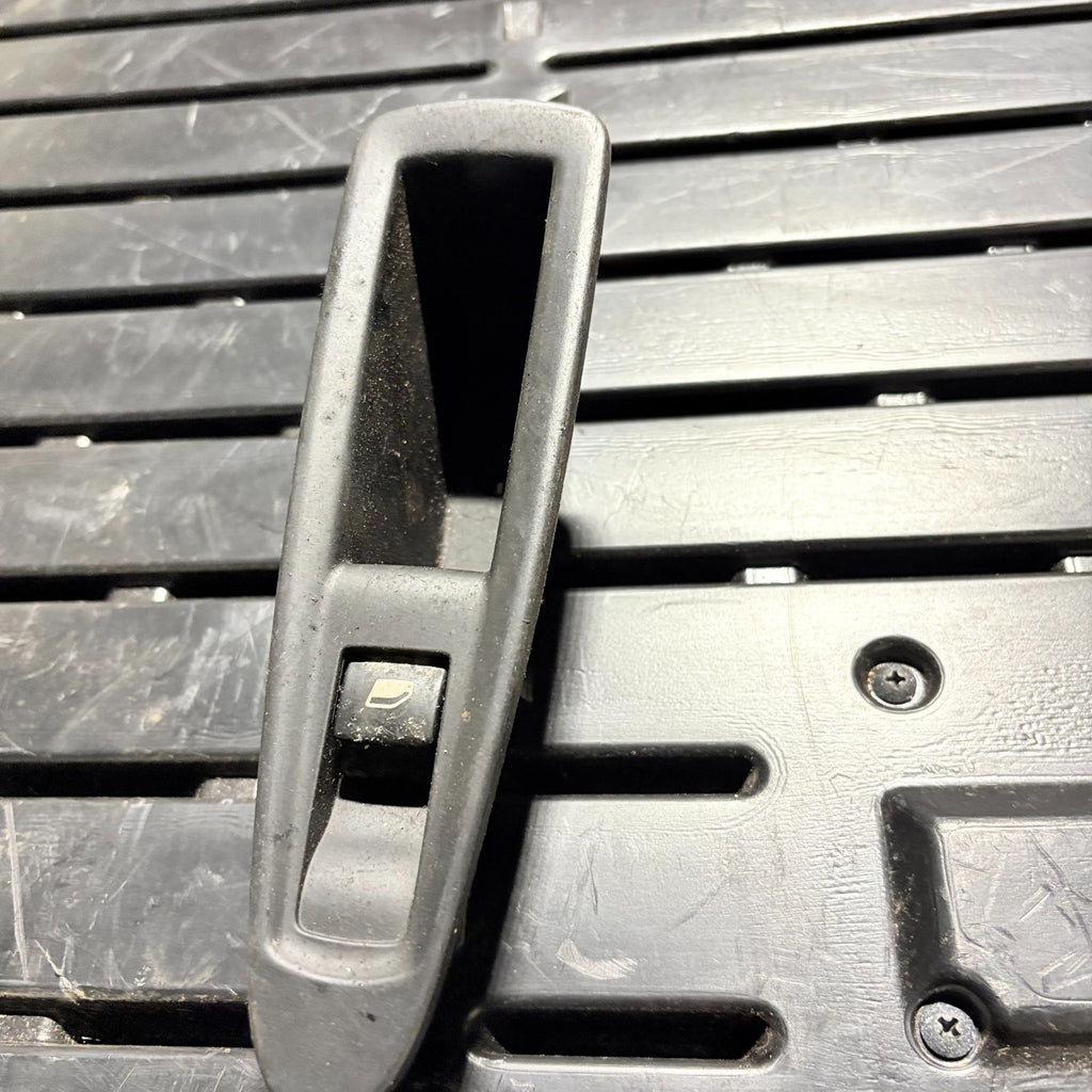 Citroen C4 VTR Plus Right Offside Rear Electric Window Switch 11-15