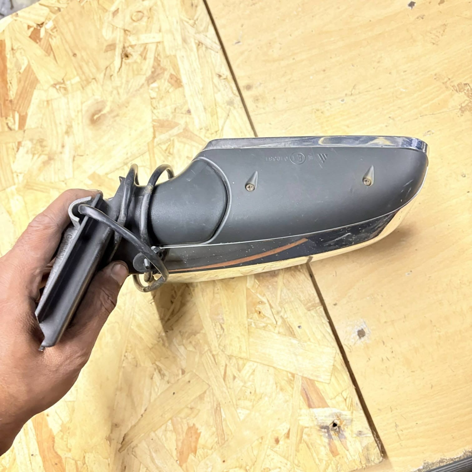 Audi A4 2009 RH Driver Offside Electric Door Wing Mirror Grey 10-Pin 010681