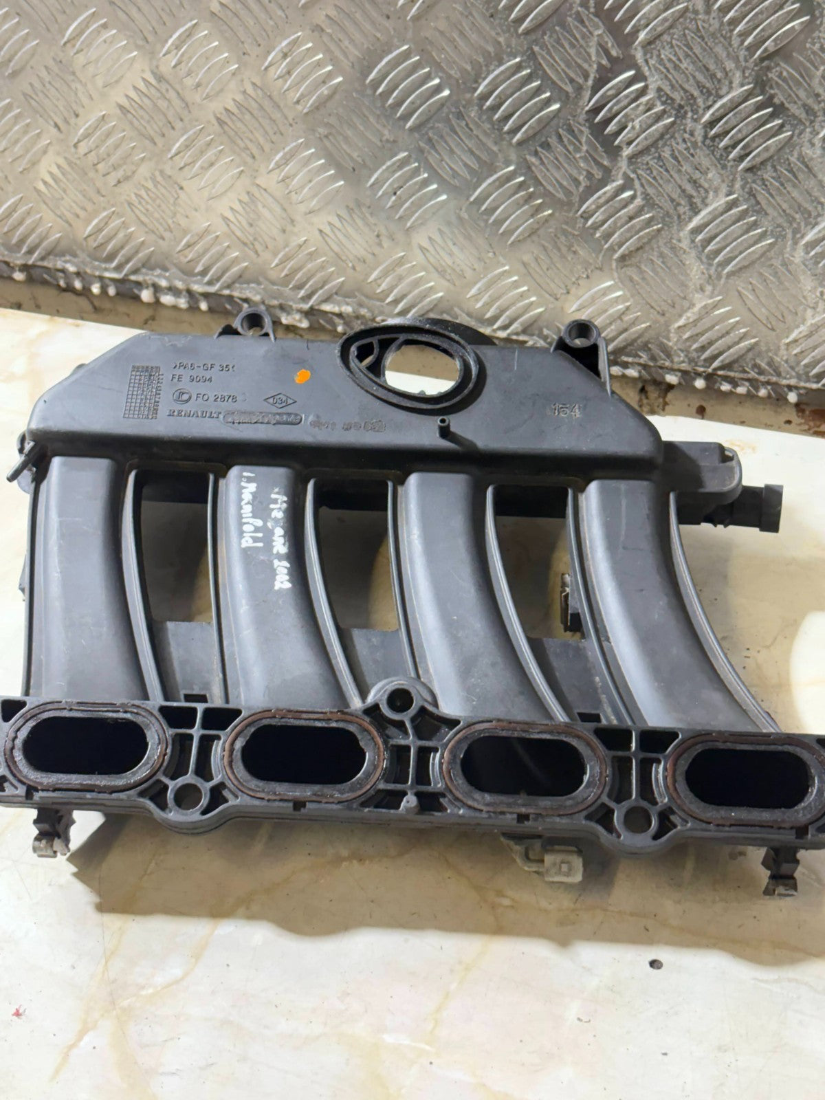 H7700105829 INTAKE MANIFOLD FOR RENAULT MEGANE 2002-2008 Mk2