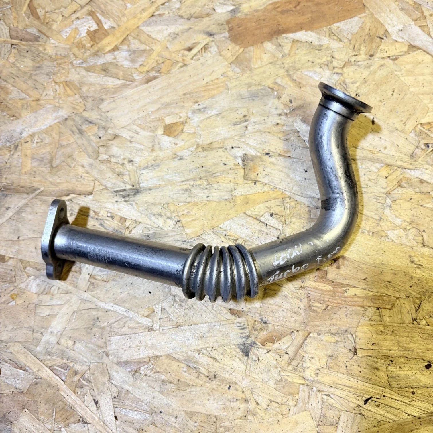 VW GOLF MK6/PASSAT B7 2.0 TDI EGR PIPE 03L131521A
