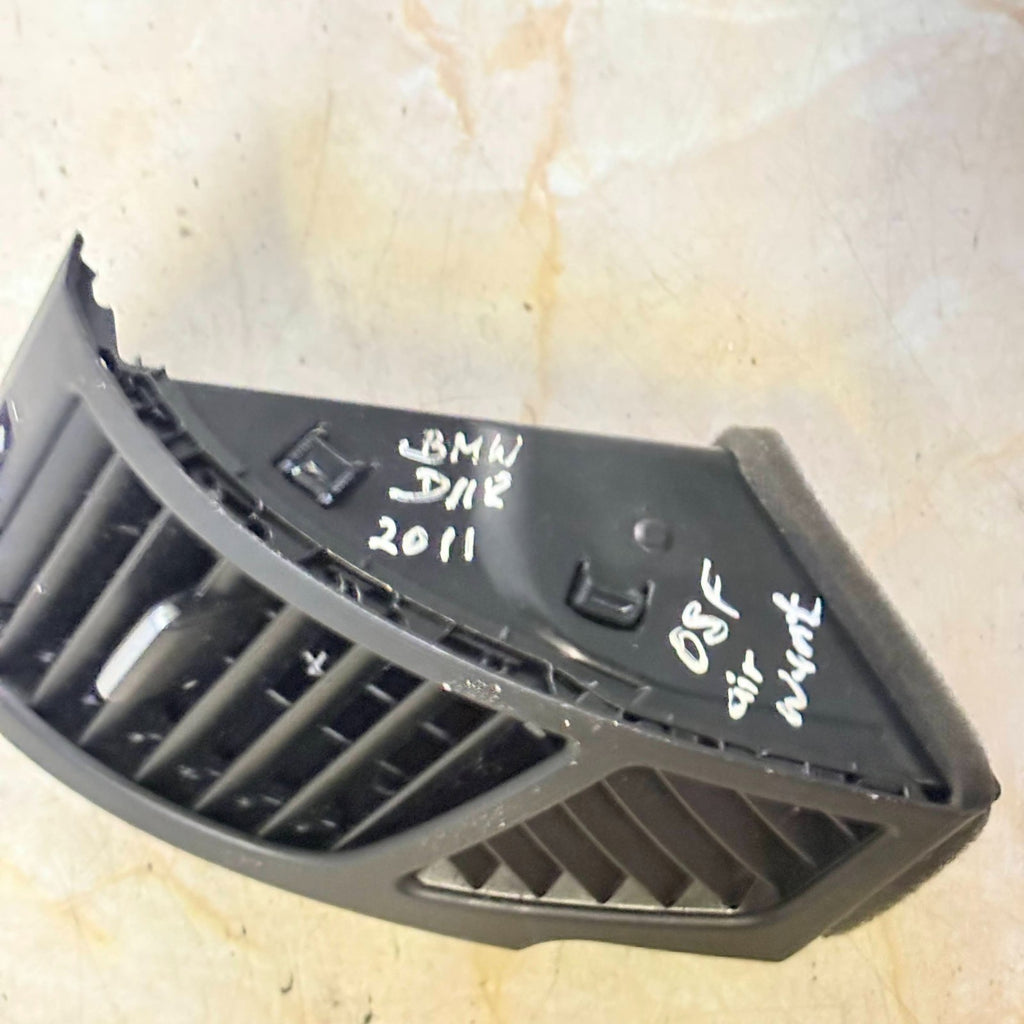 BMW D11 R 2011 Front Dash Air Vent Grille Driver Side 7059188