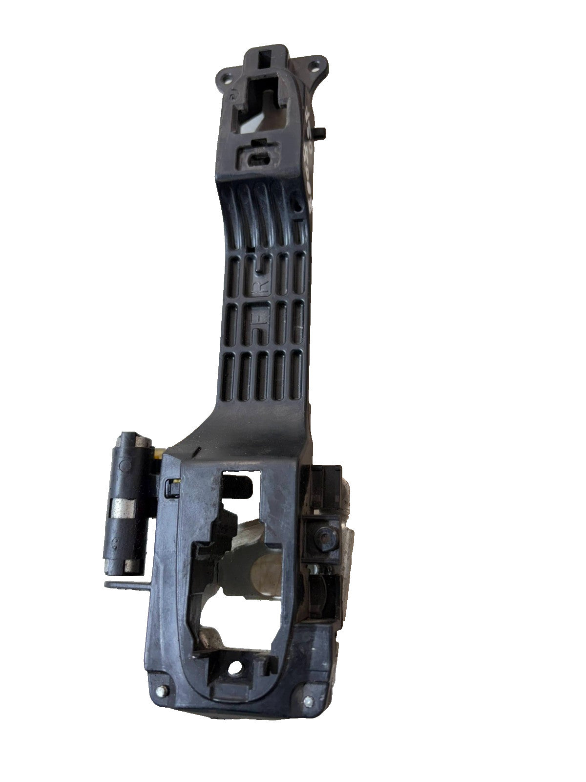 TOYOTA AURIS 2006-2012 OSF FRONT RIGHT SIDE DOOR HANDLE BRACKET