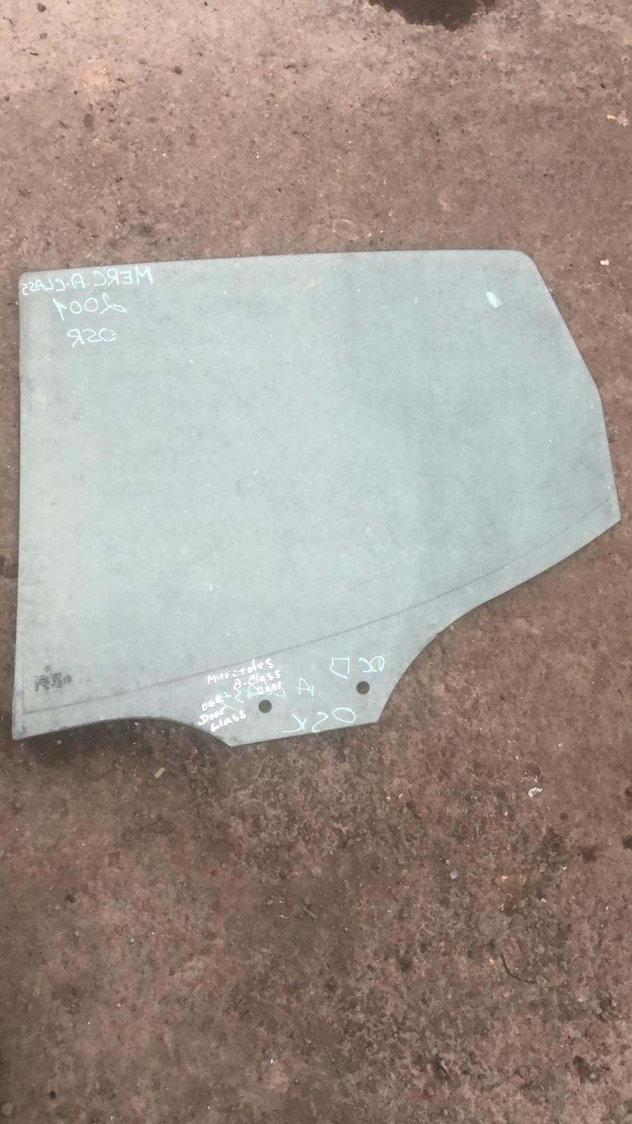 MERCEDES A CLASS W168 1997-2004 REAR RIGHT DRIVER SIDE GLASS WINDOW