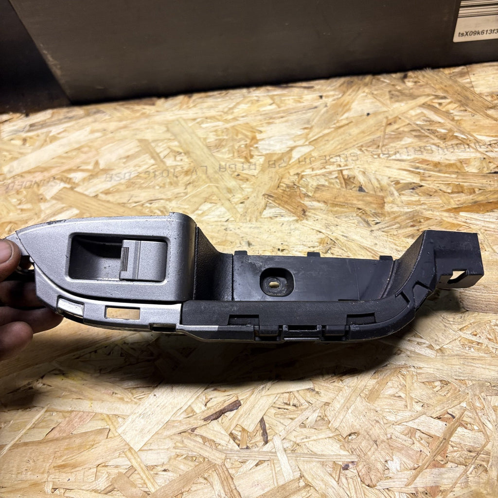 2004-2009 HONDA FR-V ELECTRIC WINDOW SWITCH DRIVER SIDE REAR RIGHT