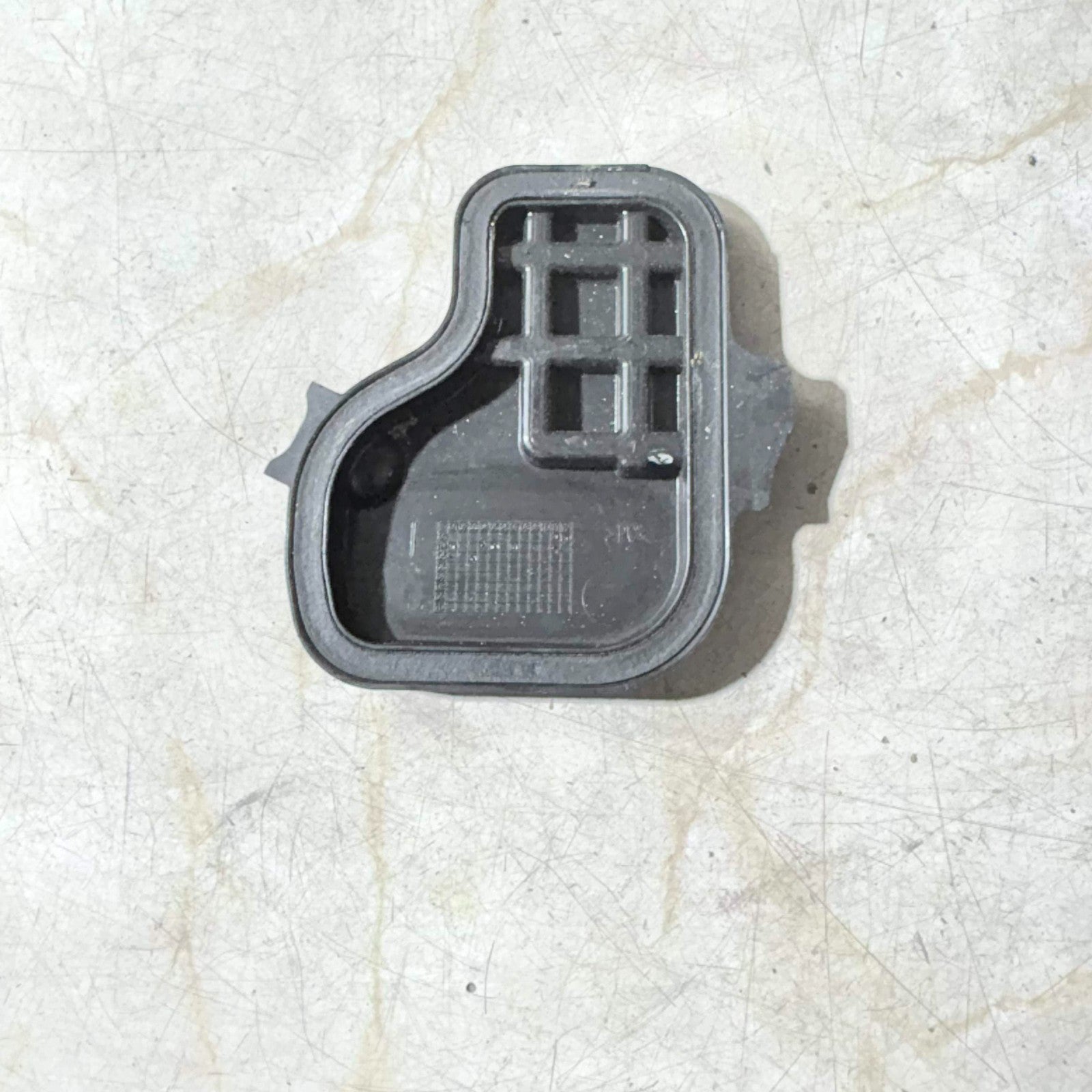 Vauxhall Tigra MK2 (2004-2009) Headlight Cap Cover Passenger Side N/S