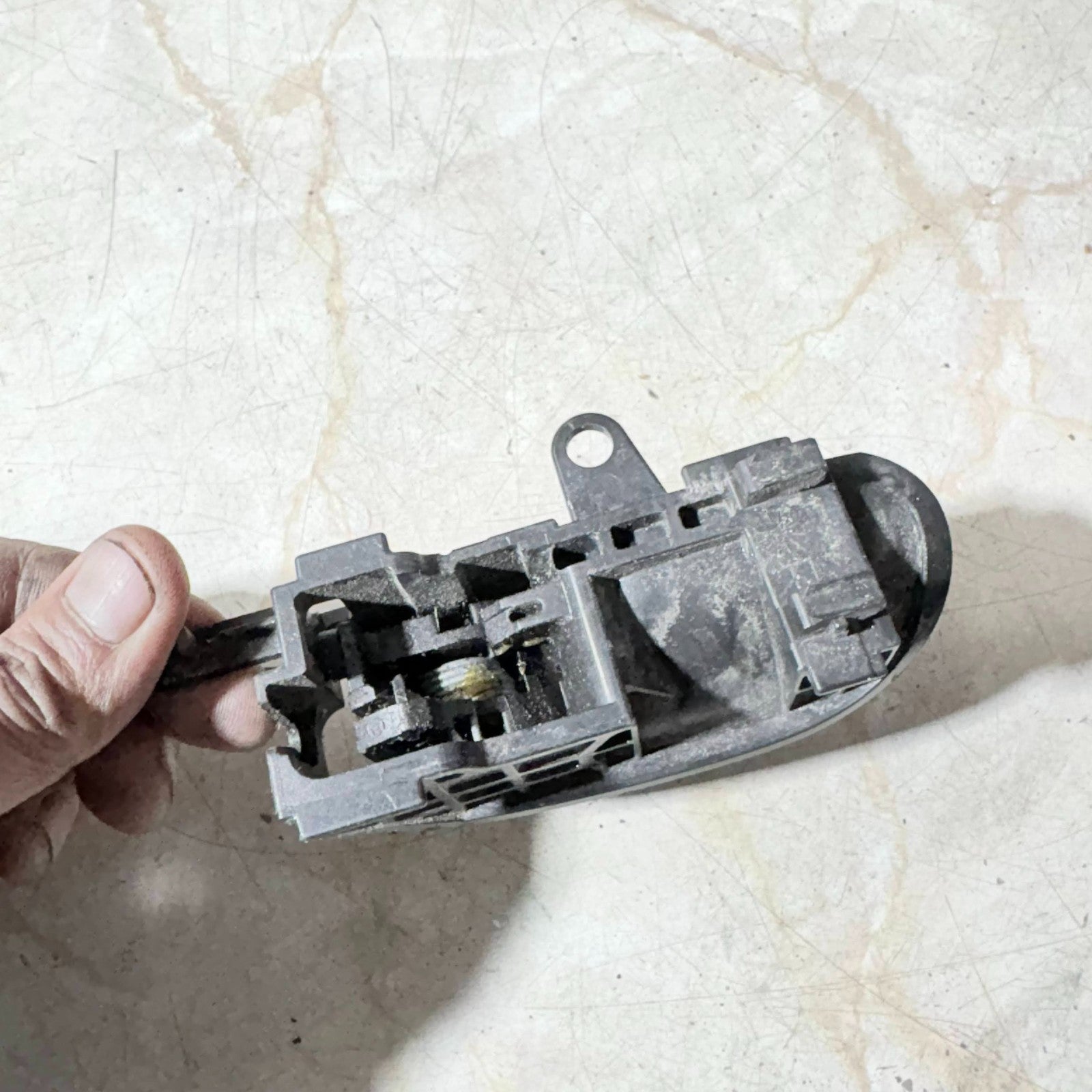 Interior Door Handle Right Driver Front For PEUGEOT 107 2014