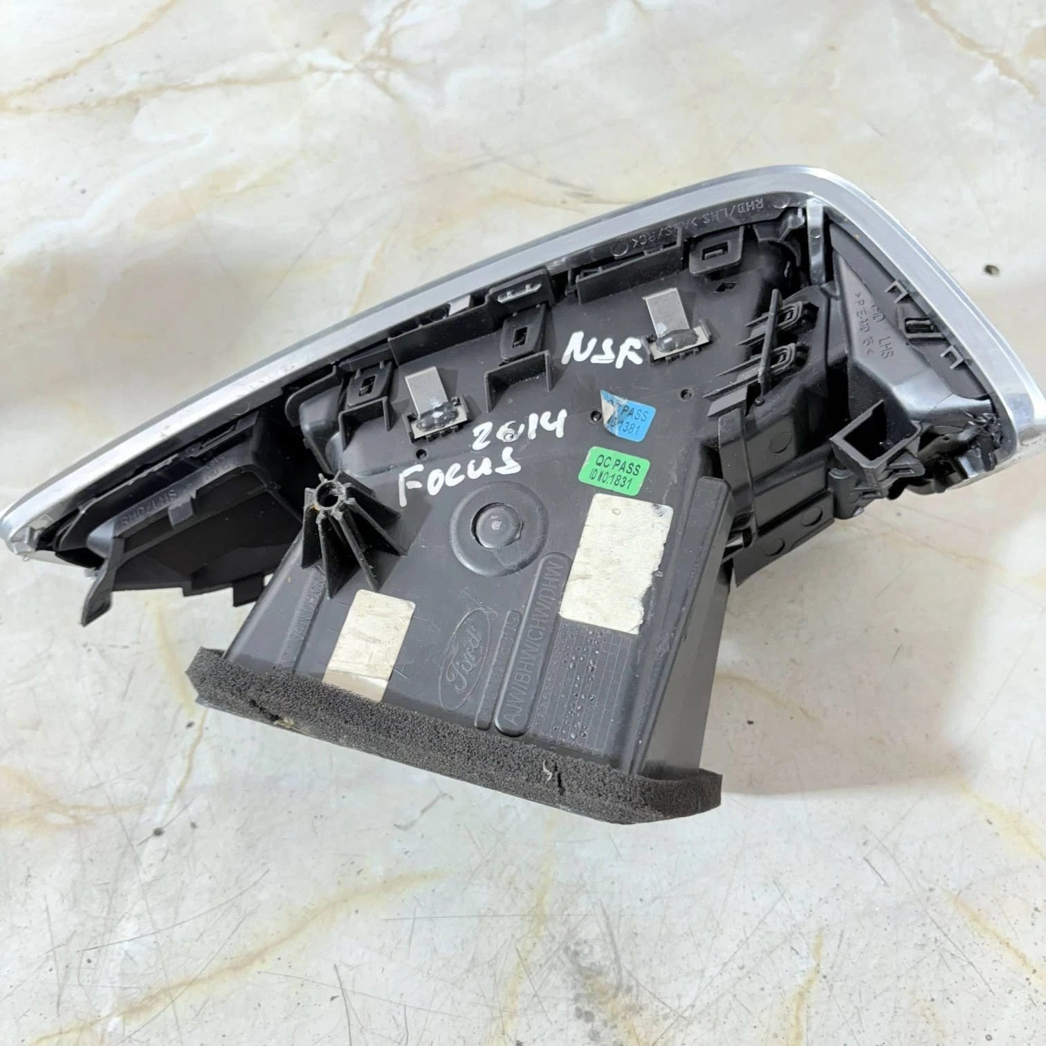 Ford Focus Mk3 2011-2014 RHD Passenger Left Dashboard Air Vent BM51-A018B09-DH
