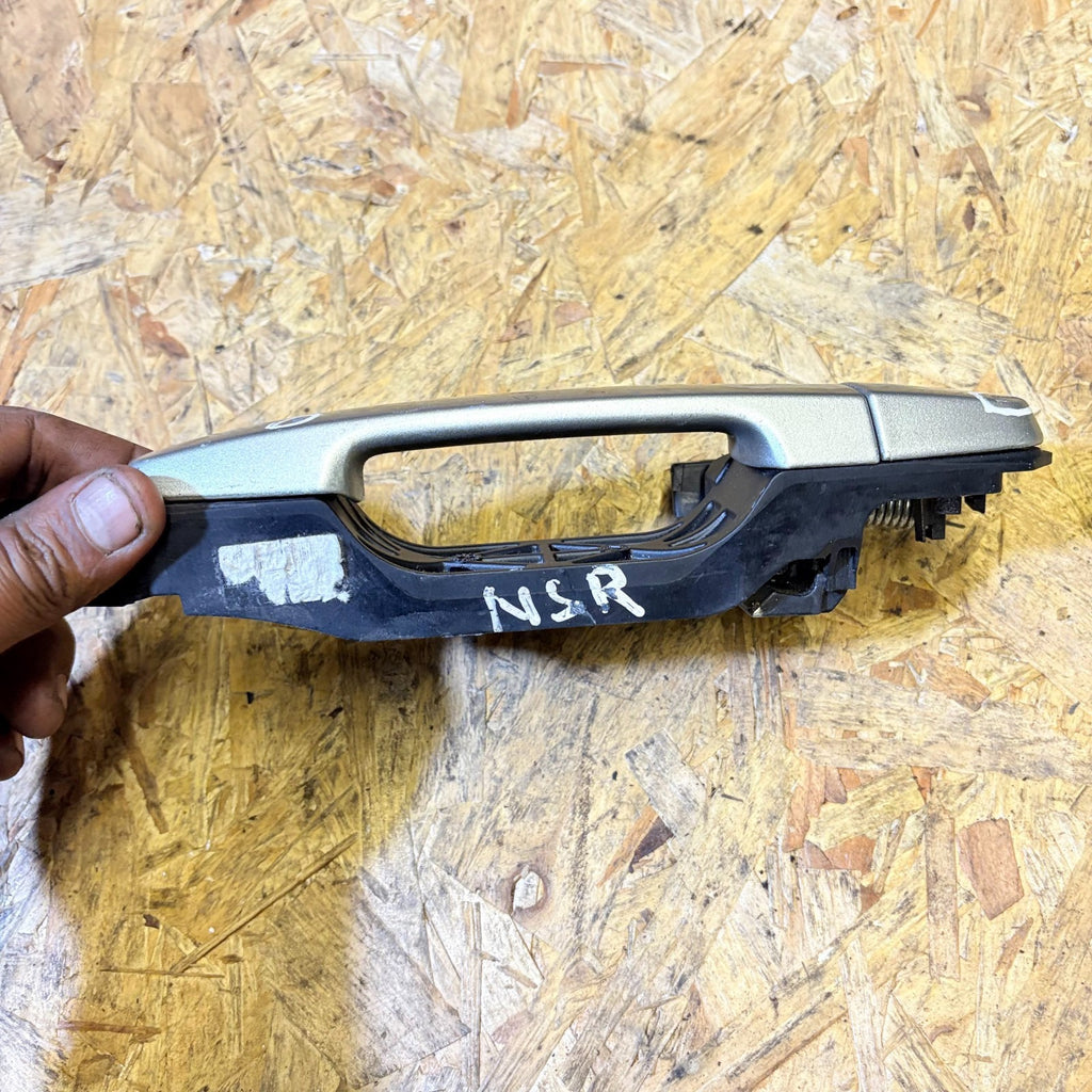 Toyota Corolla E120 2002-2007 Passenger Nearside Rear Exterior Door Handle