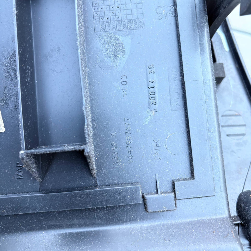 Peugeot 407 Dashboard Glove Box Storage Compartment Lid 9647987677 2004-2010