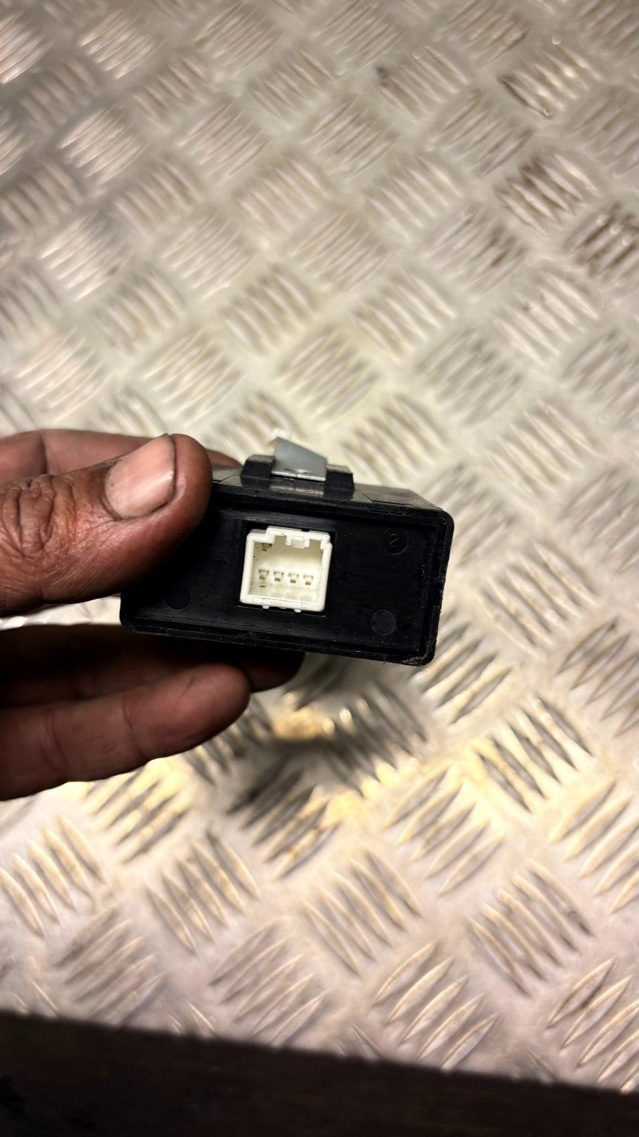 CHEVROLET CAPTIVA 2010 FOLDING MIRROR RELAY ECU 96673478