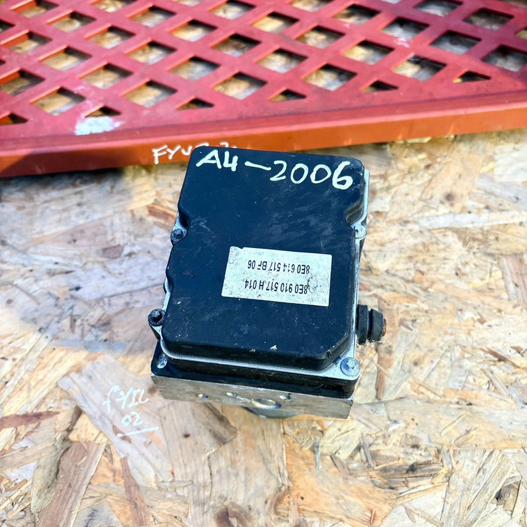 Audi A4 B7 2004-2008 ABS Pump & ECU Module 8E0910517H
