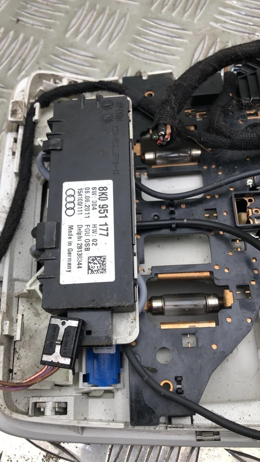 2007 - 2012 AUDI A5 8T INTERIOR COURTESY READING LIGHT 8K0951177