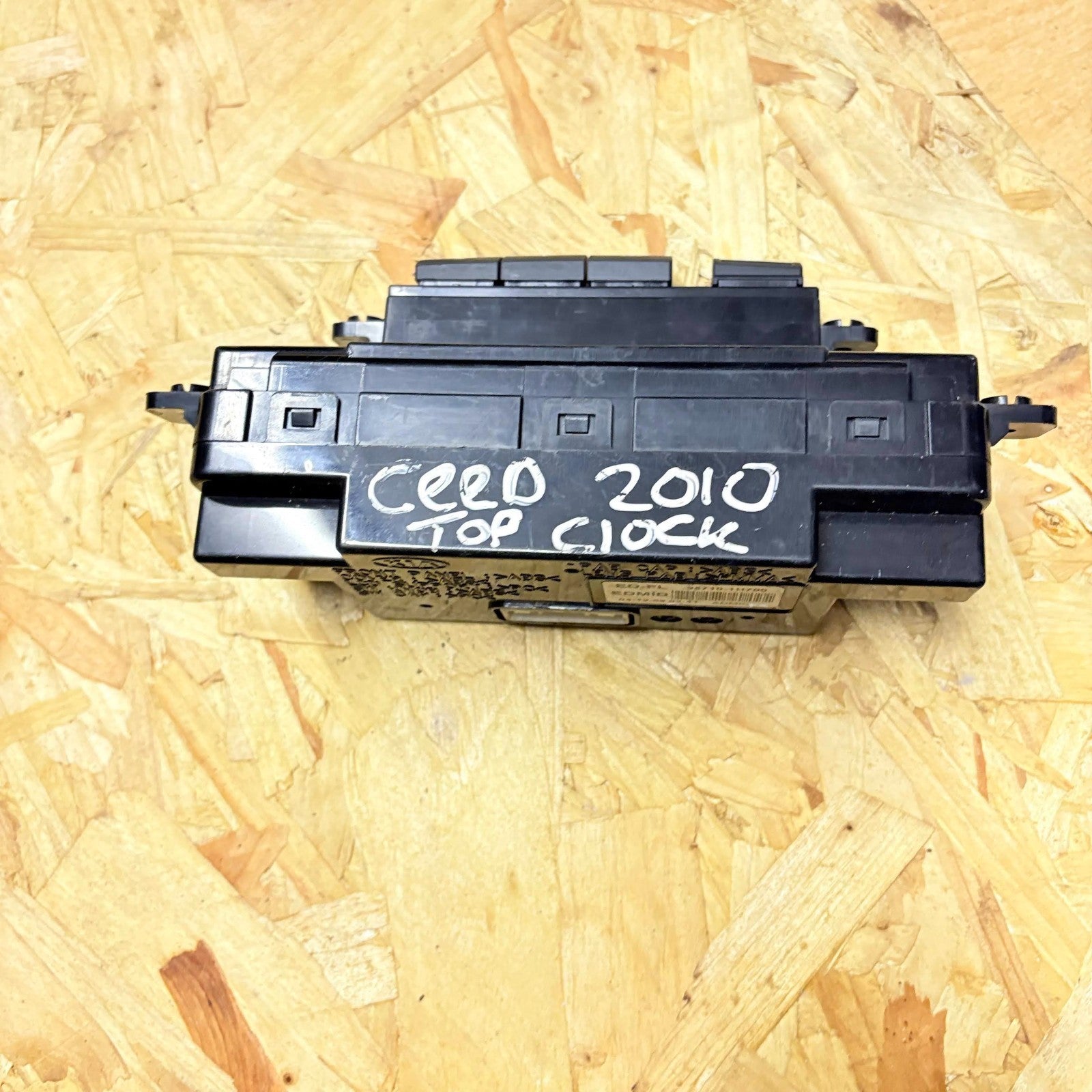 95710-1H700 Kia Ceed MK1 09-12 Multi Function Display Clock Screen Switch OEM