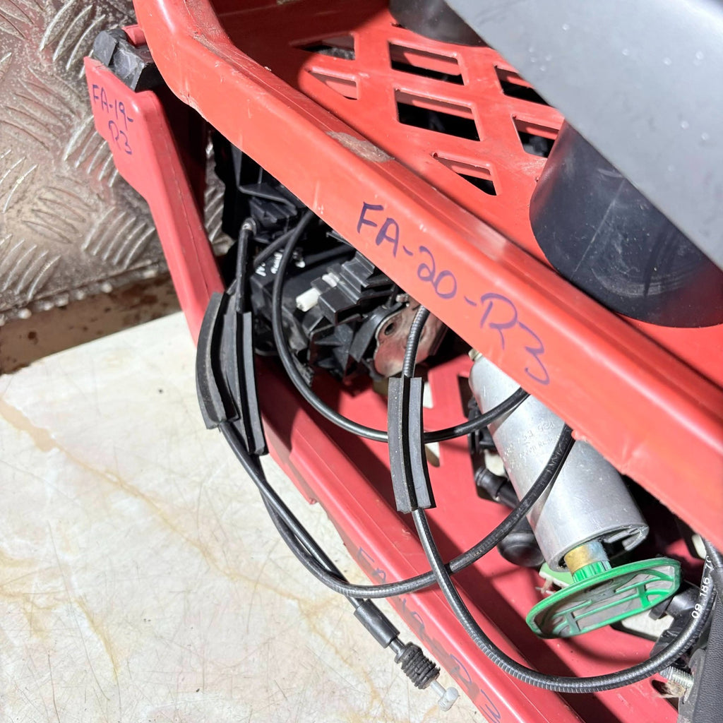 HYUNDAI I20 2008-2014 Mk1 YAW RATE SENSOR 95690-3K500