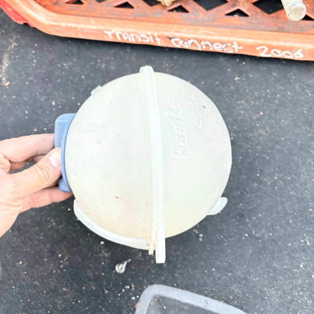 VOLKSWAGEN BEETLE 2002 COOLANT EXPANSION TANK