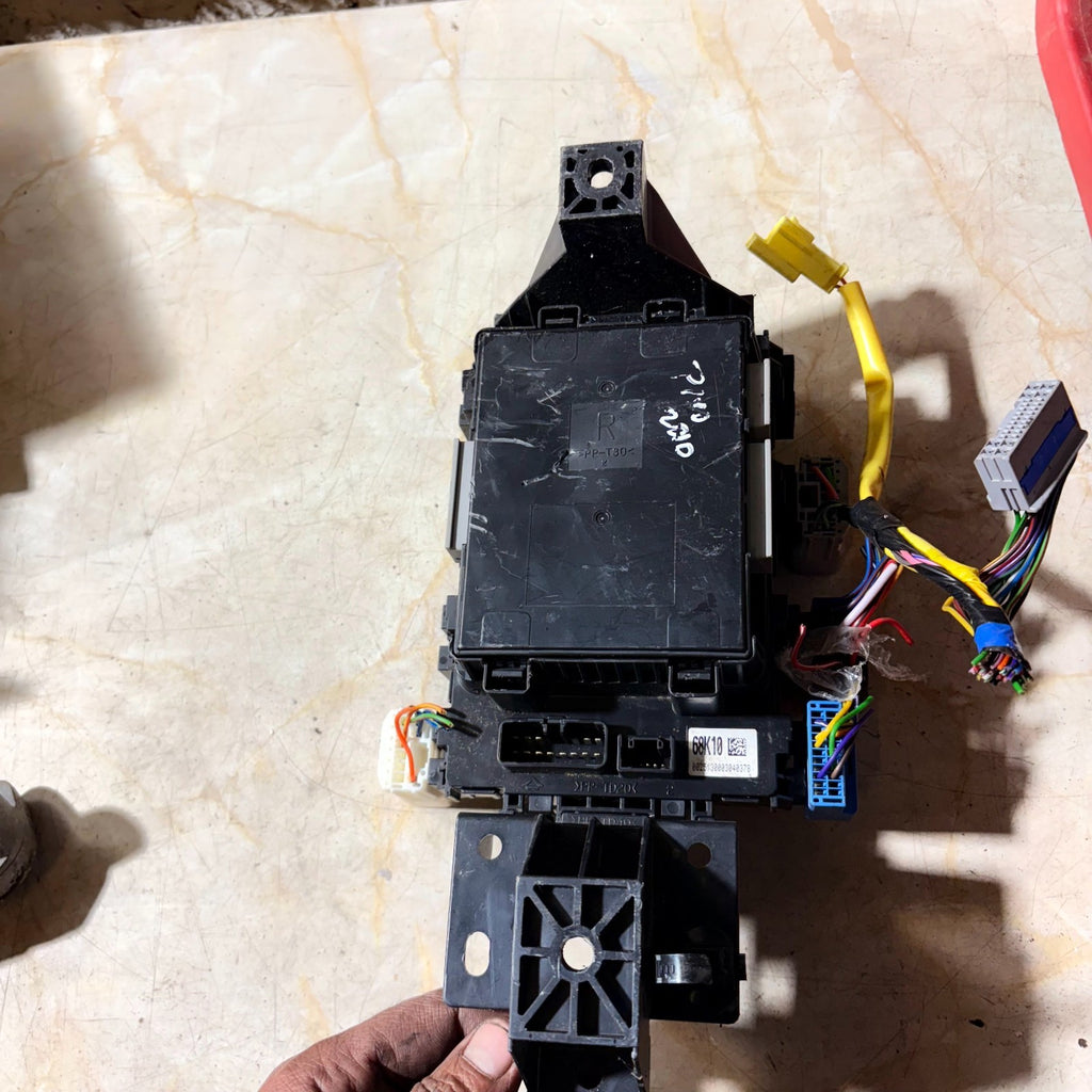 Nissan Pixo 2009-2013 FUSE BOX UNDER DASHBOARD 68K10