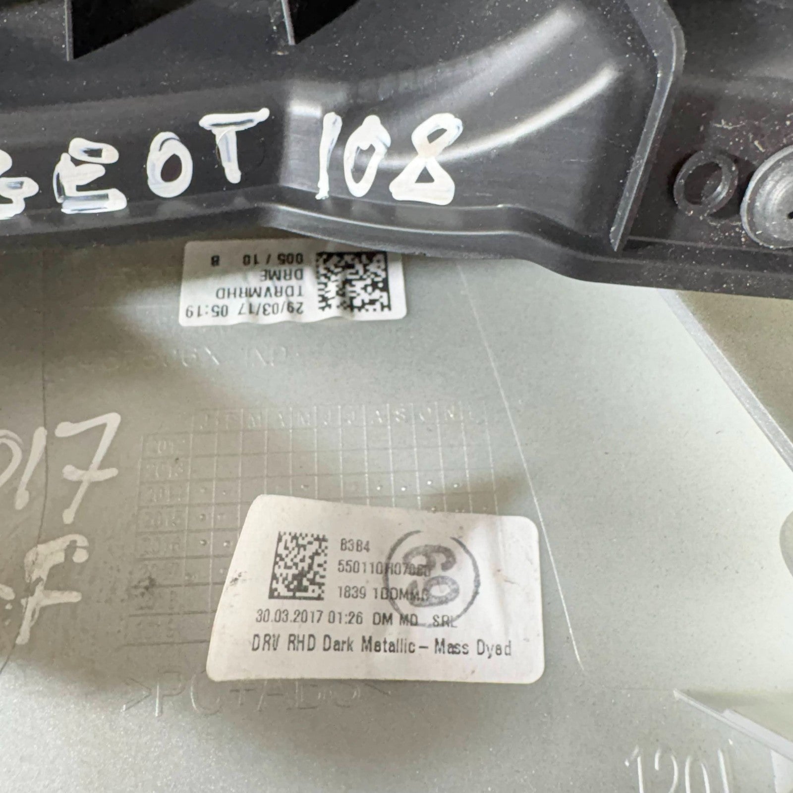 FOR 2017 PEUGEOT 108 DRIVER OFF SIDE AIR VENT TRIM