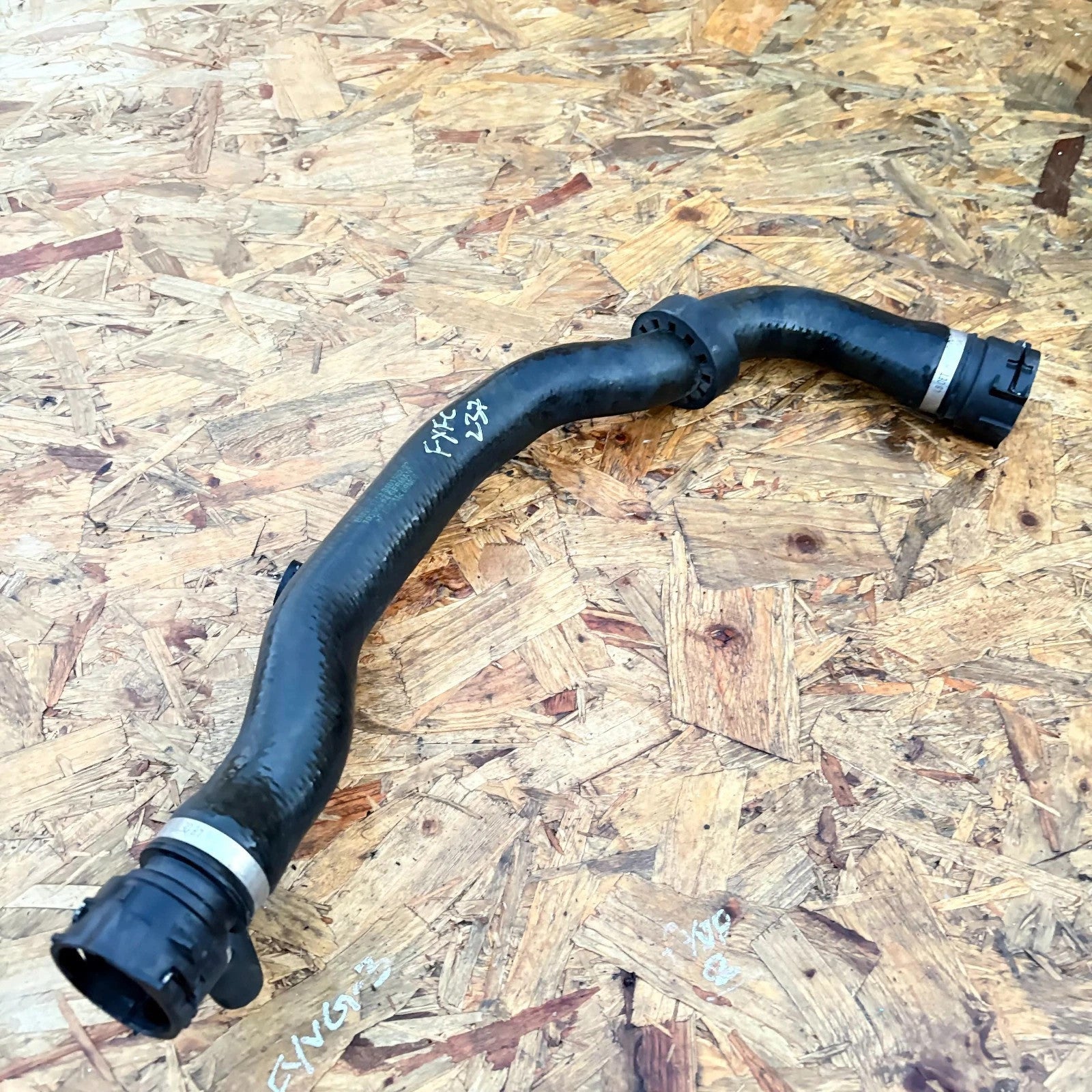 BMW X5 E53 2000?2006 Engine Coolant Radiator Pipe Hose 10305924