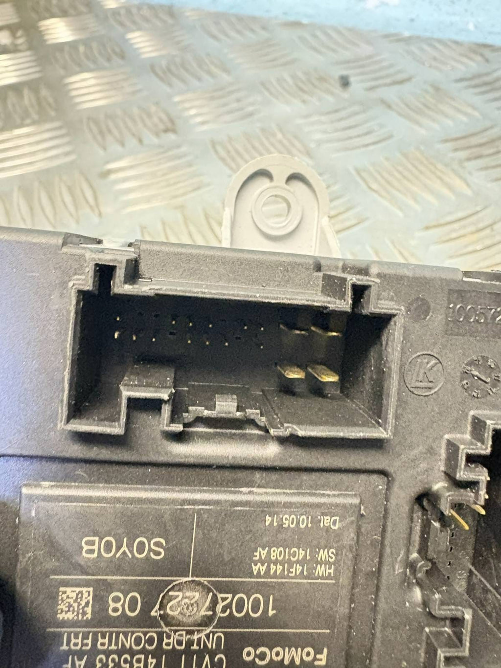 14C108AF FRONT LEFT SIDE DOOR CONTROL UNIT FORD FIESTA 2008-2017