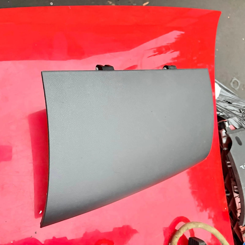 MINI Cooper R56 Hatchback Glove Box Lid Door Carbon Black 51162752811 2007-2013