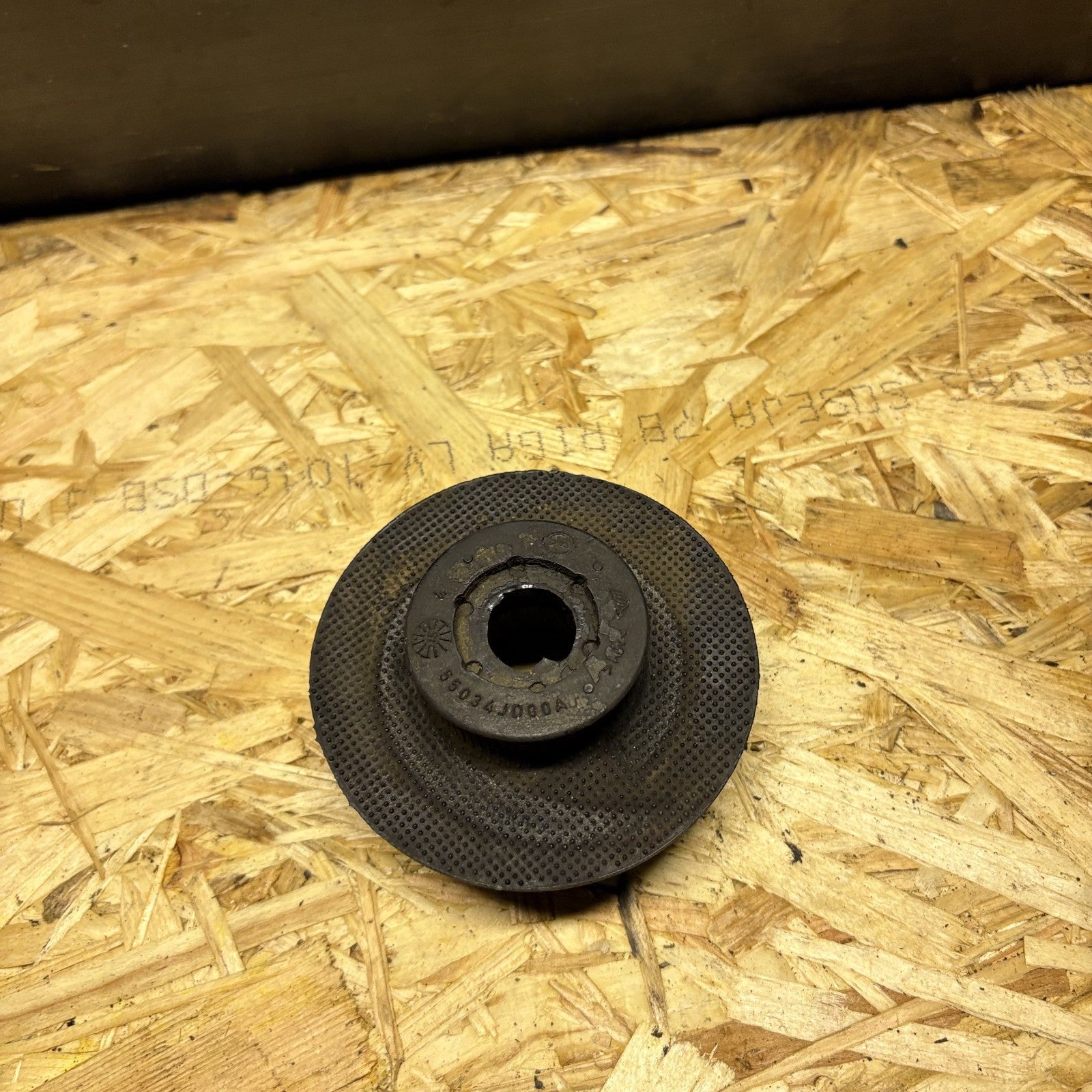 NISSAN QASHQAI COIL SPRING UPPER CAP PLATE 55034JD00A