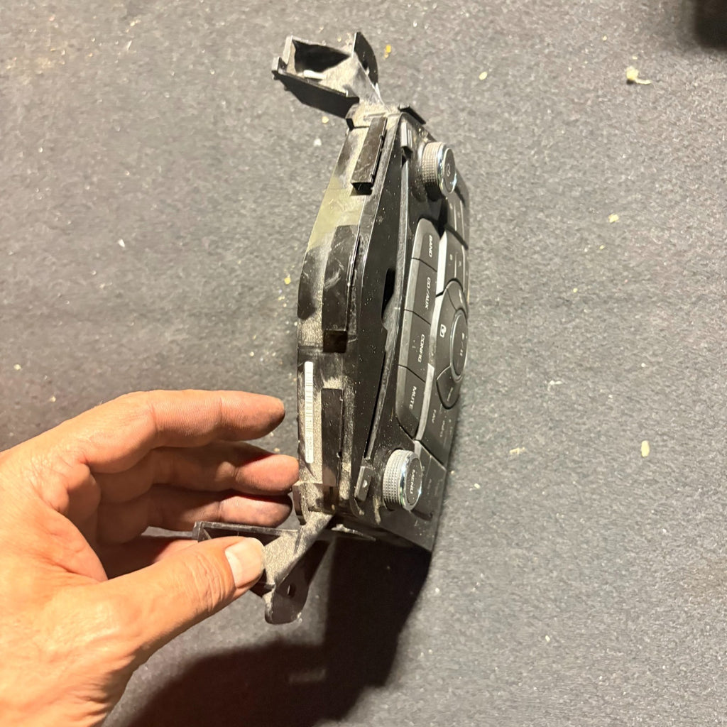 Chevrolet Cruze 2009-2012 CD Radio Control Switch 94563267