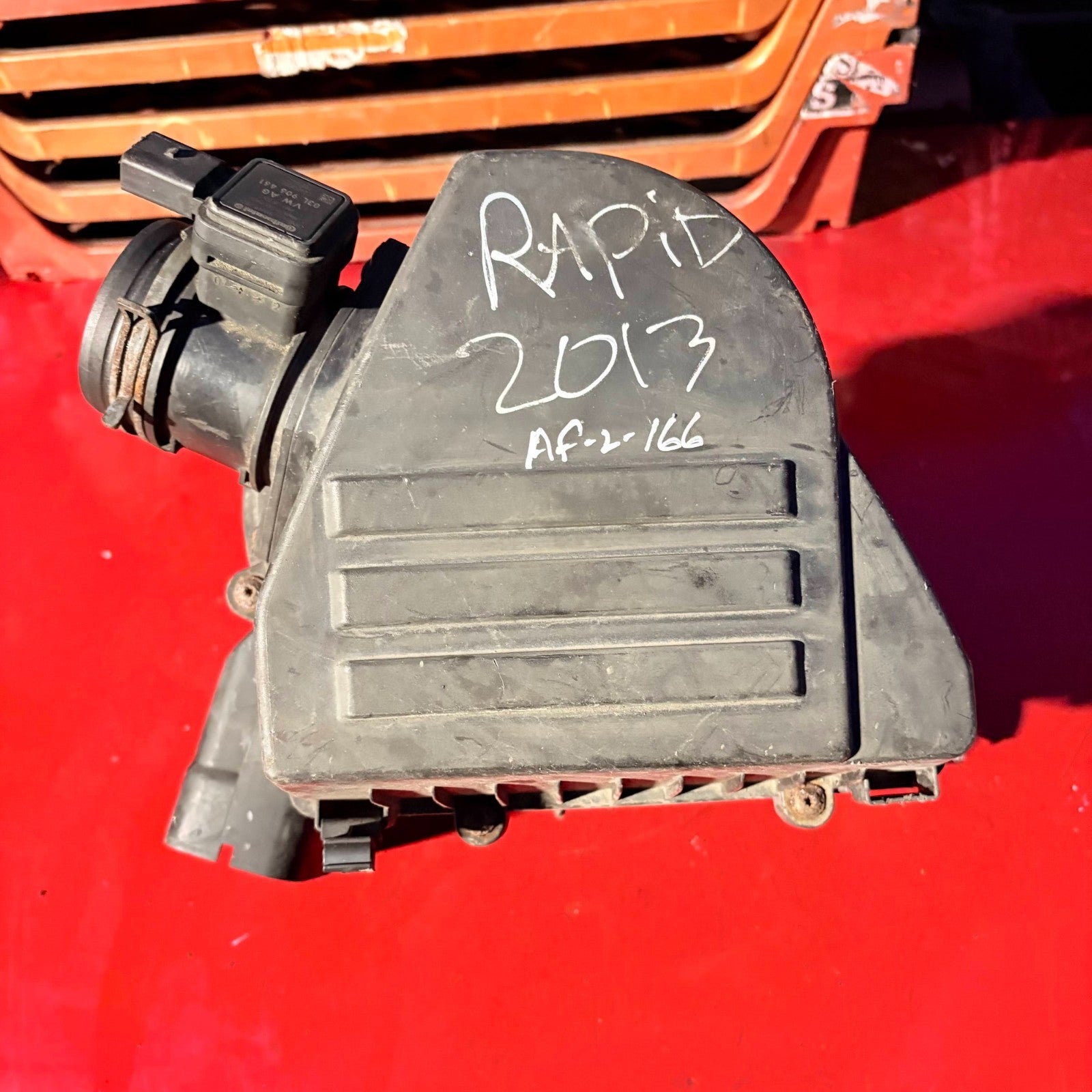 Skoda Rapid 1.6 TDI CAYB 2013-2015 Air Filter Box MAF 03L906461