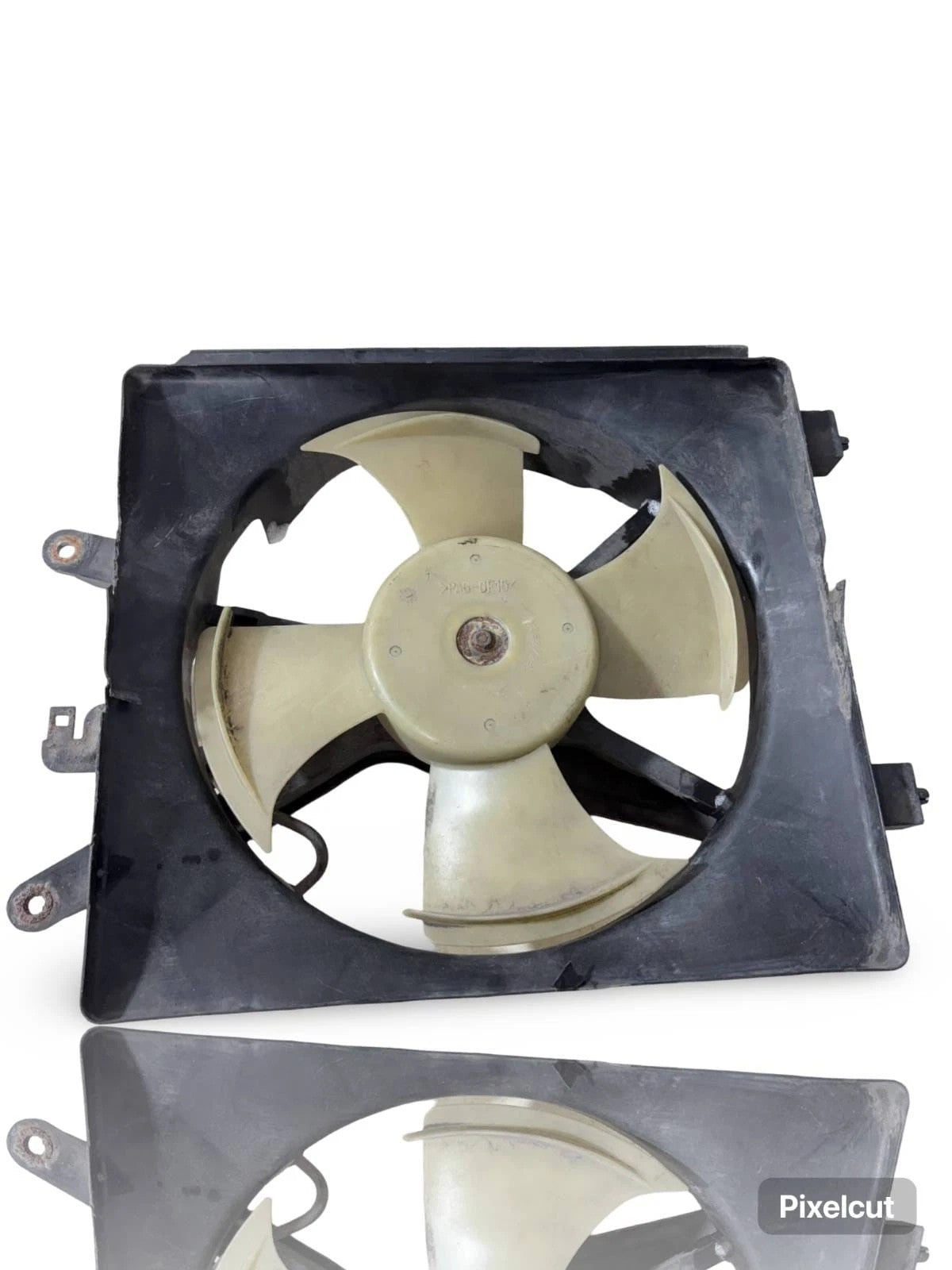 Honda Civic Hybrid 2003-2005 A/C Condenser Fan & Shroud Assembly 38615-PZA-005