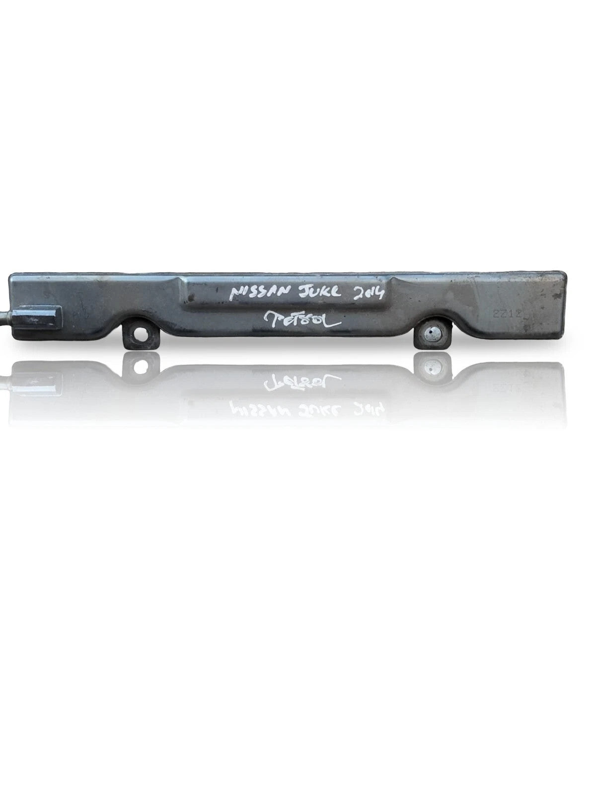 NISSAN JUKE F15 2011 1.6 HIGH PRESSURE FUEL RAIL
