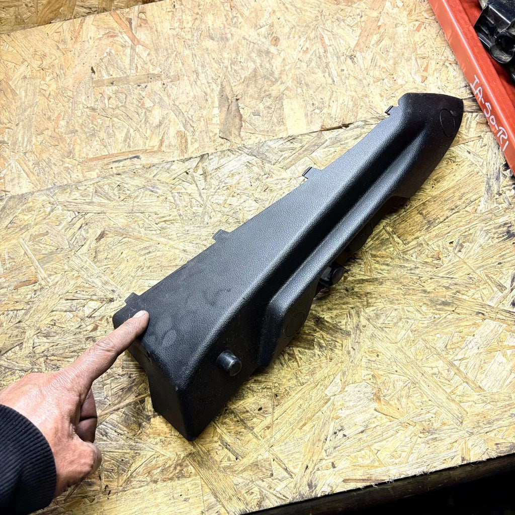 Kia Ceed JD 2012-2018 Right Boot Side Trim Panel +12V 85740A2000WK