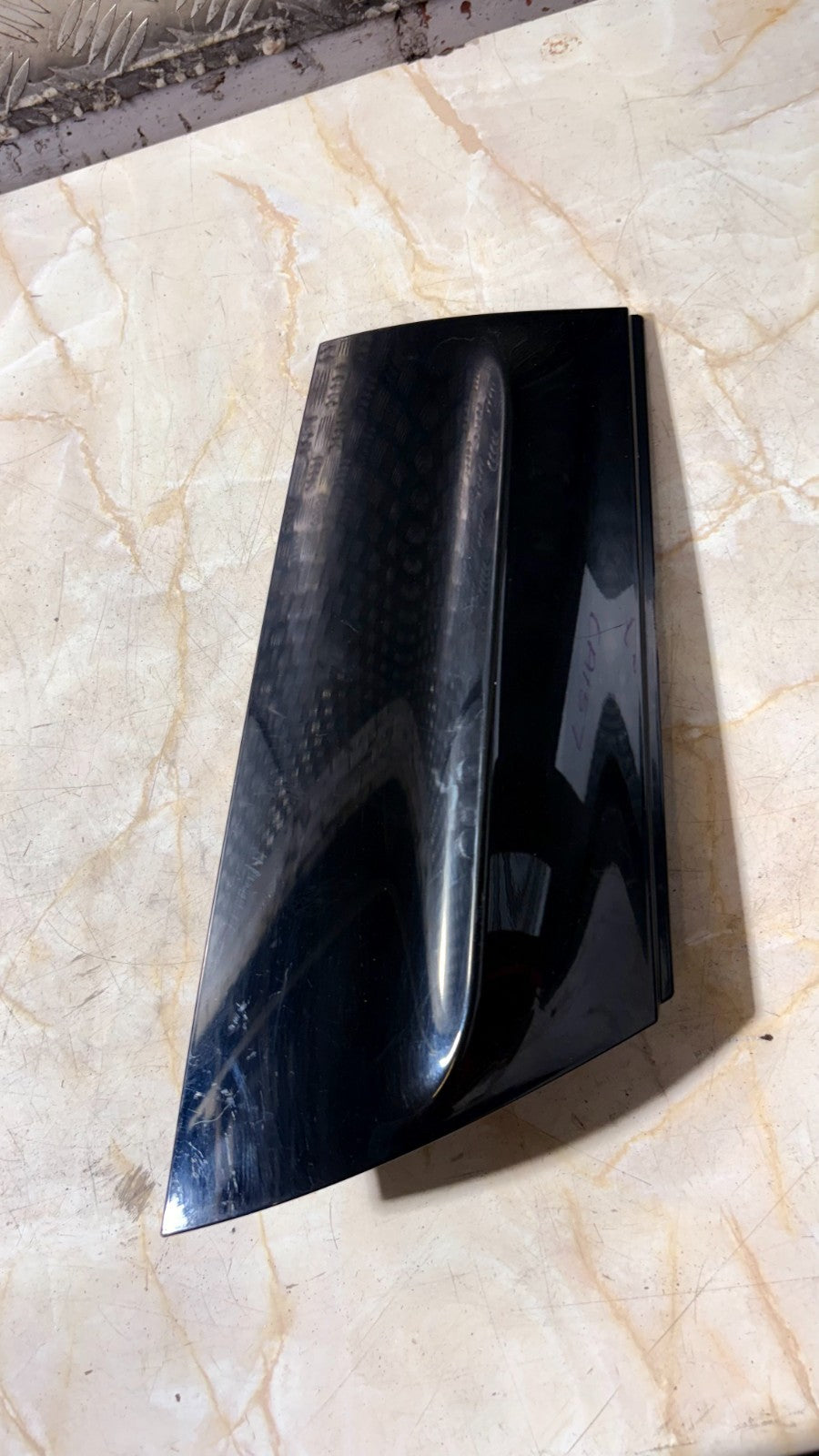 FORD ECOSPORT 2016 RIGHT REAR WINDOW QUARTER PANEL PILLAR TRIM COVER RIGHT
