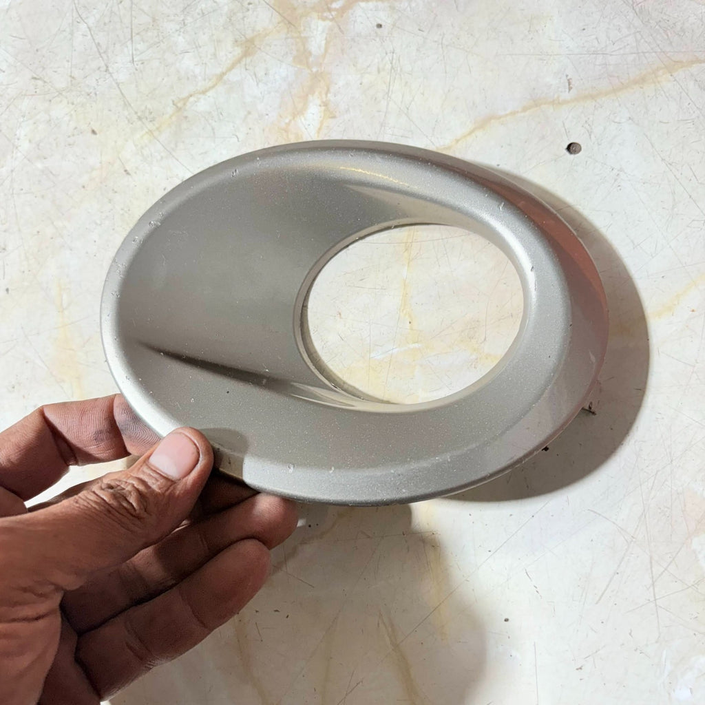Ford Mondeo Mk3 Offside Fog Light Bezel 1S7117A989BE