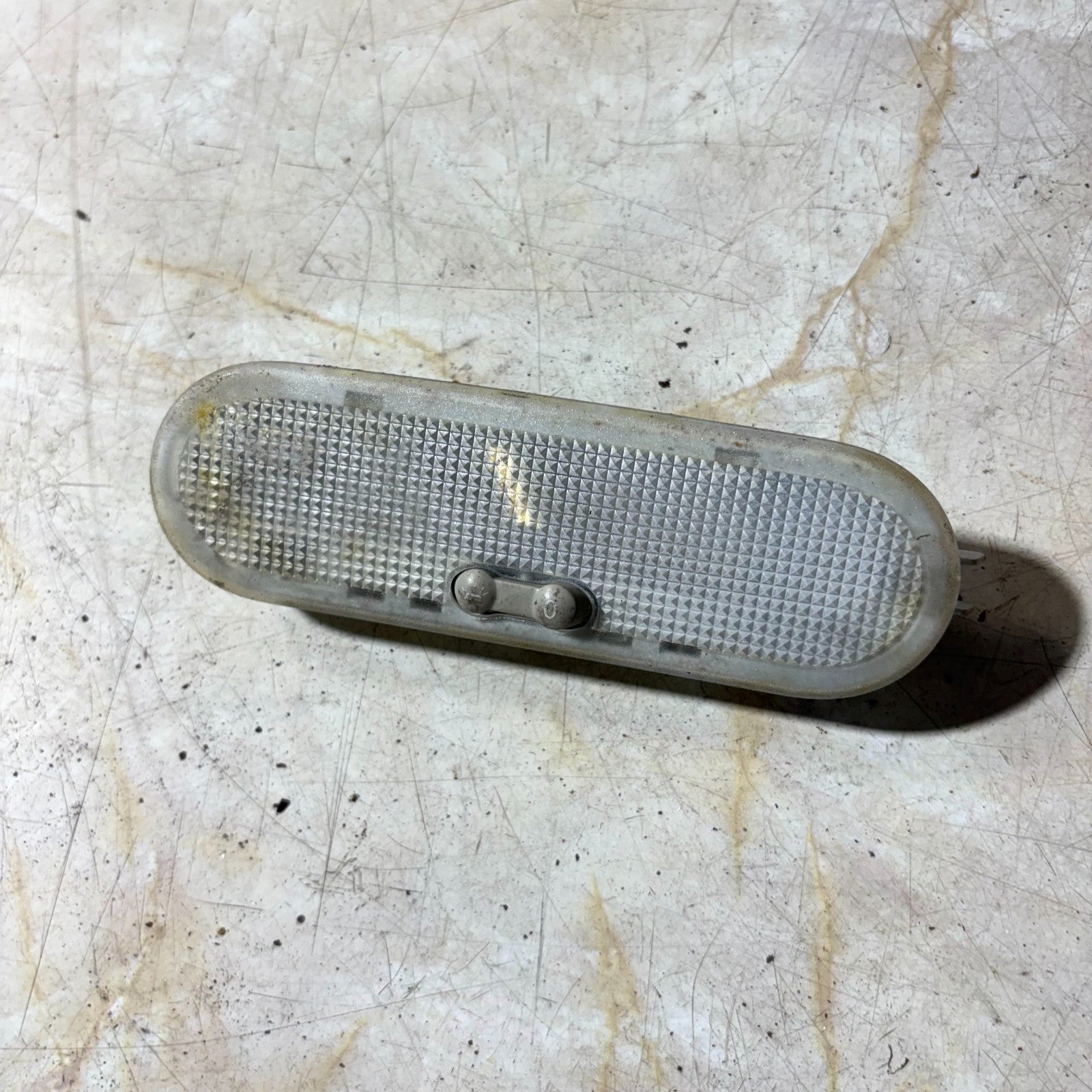 RENAULT CLIO MK3 2009-2011 Roof Light