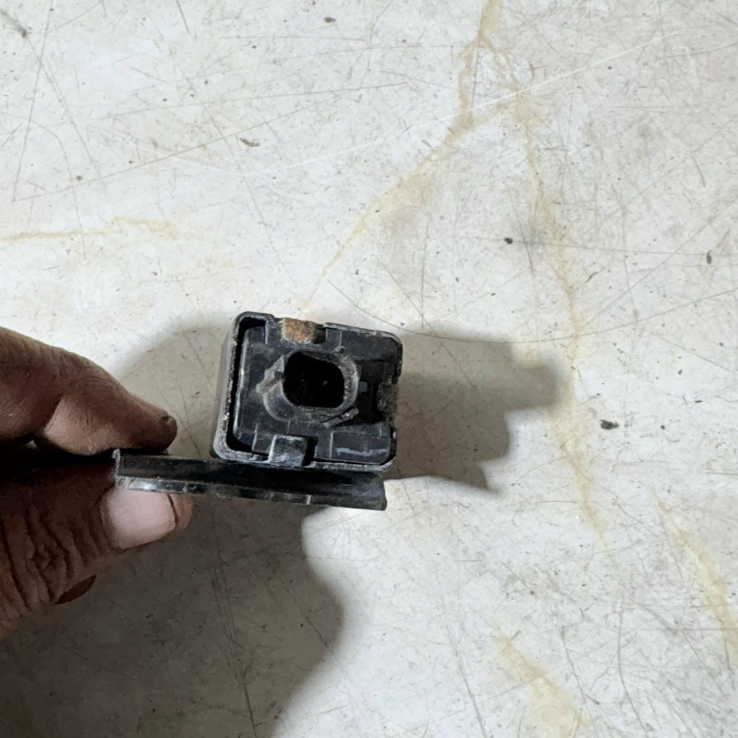 TOYOTA PRIUS XW20 1.5 MK2 SENSOR CIRCUIT BREAKER G4845-47020 2001