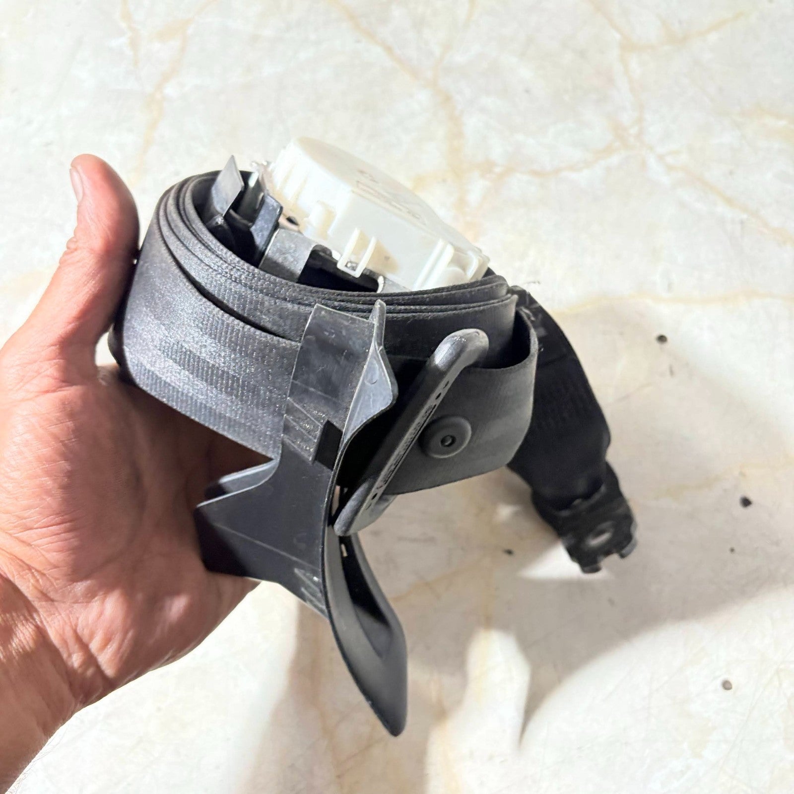 VW Passat B6 2005-2010 Rear Left Seat Belt Retractor 3C5857805G