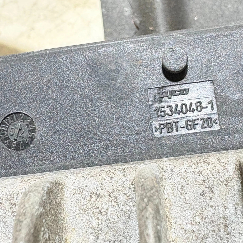 2003 - 2006 AUDI A4 CABRIOLET AMPLIFIER