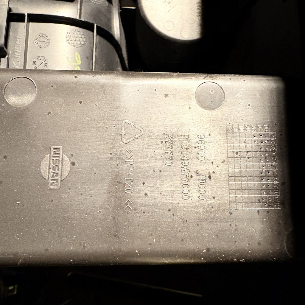 NISSAN QASHQAI 2008 CENTRE CONSOLE ARMREST 96910JD000
