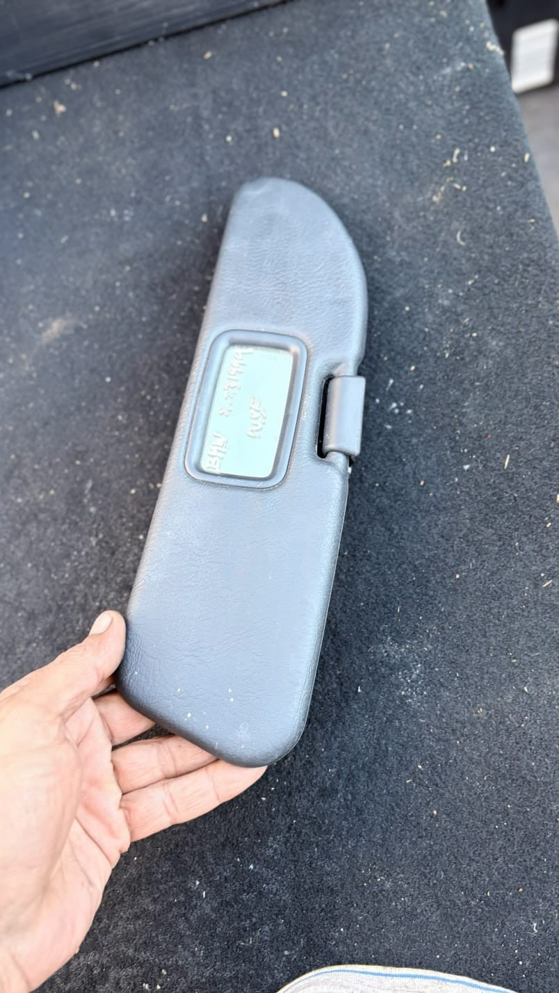 BMW Z3 OS Driver Side Sun Visor Black 10081010 1999
