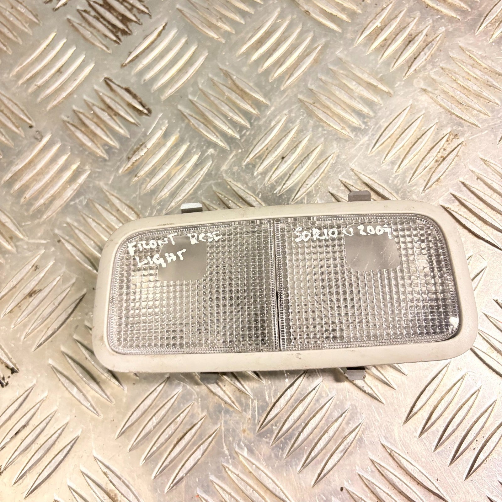 Daihatsu Sirion 2009 Front Ceiling Light