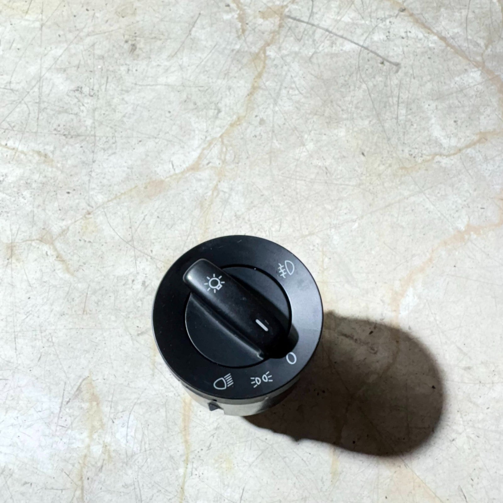 VW PASSAT B6/GOLF Mk5 HEADLIGHT-HEAD LAMP SWITCH-1K0 941 431 P