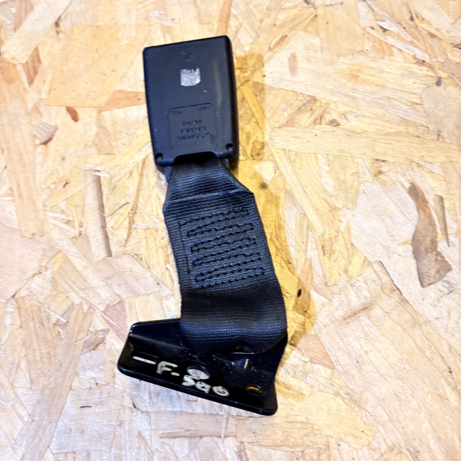 FIAT 500 2013 SEAT BELT BUCKLE PASSENGER REAR SIDE 34045525