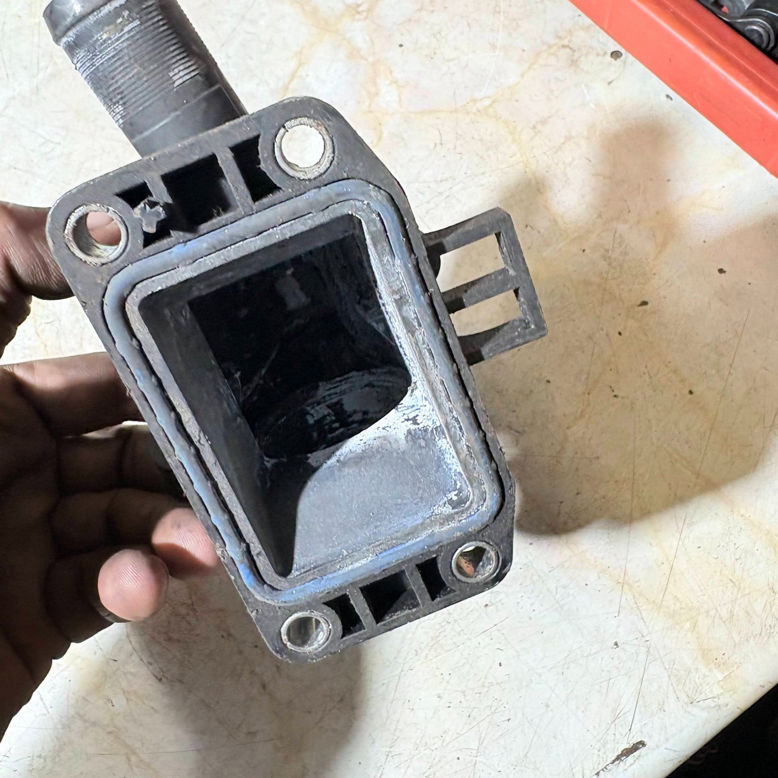 FORD FOCUS C-MAX 2005 THERMOSTAT HOUSING