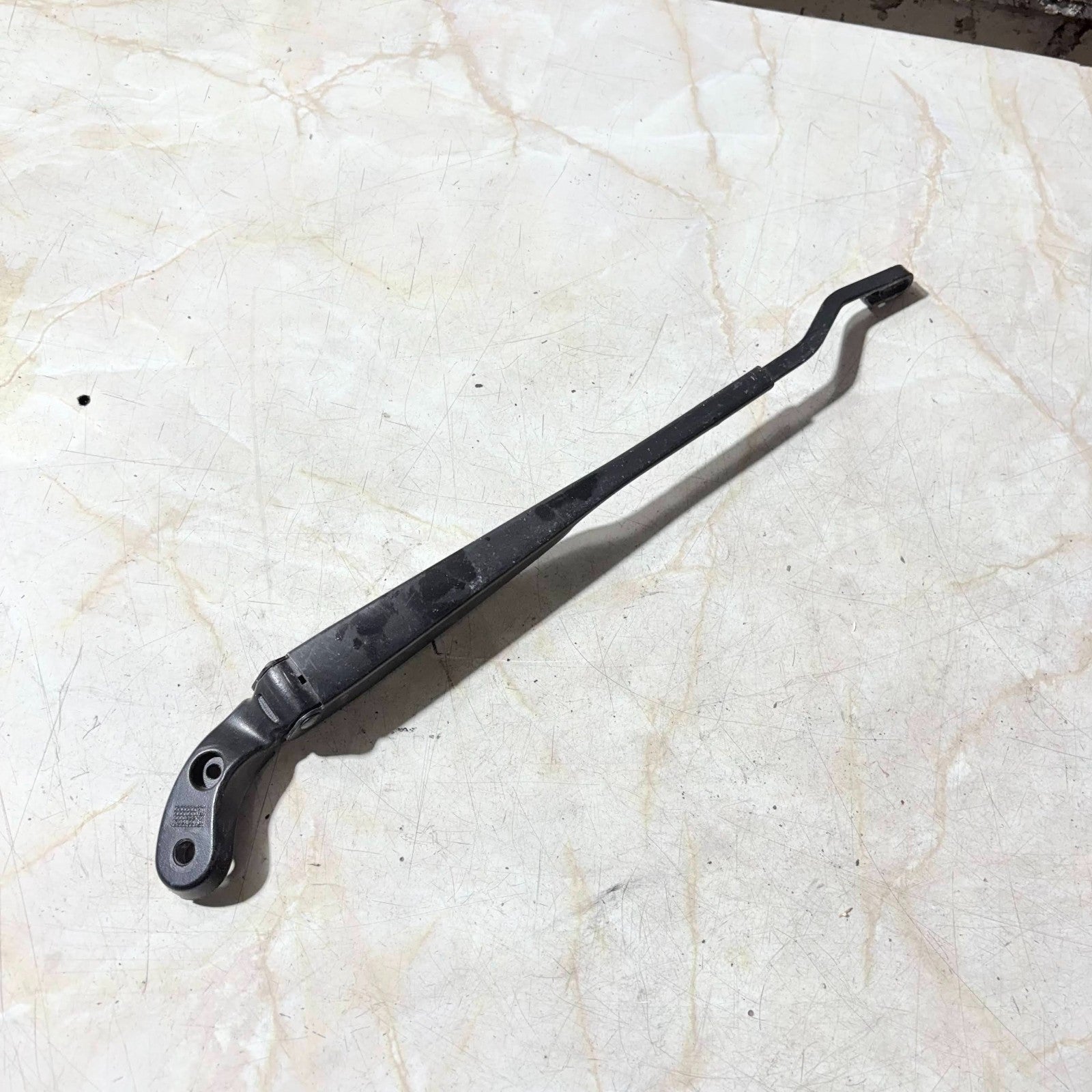 MINI 2006-2012 WIPER ARM FRONT 80005596